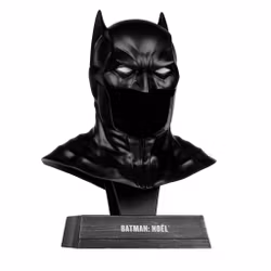 Batman: Noel Batman Cowl 1/3 Scale Replica
