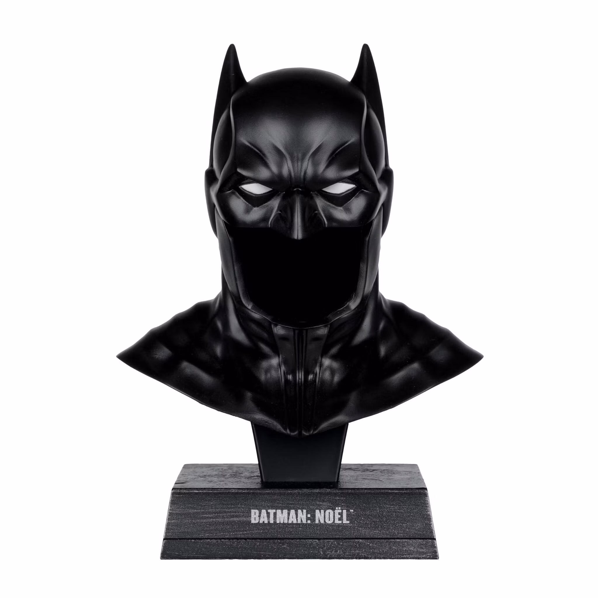 Batman: Noel Batman Cowl 1/3 Scale Replica