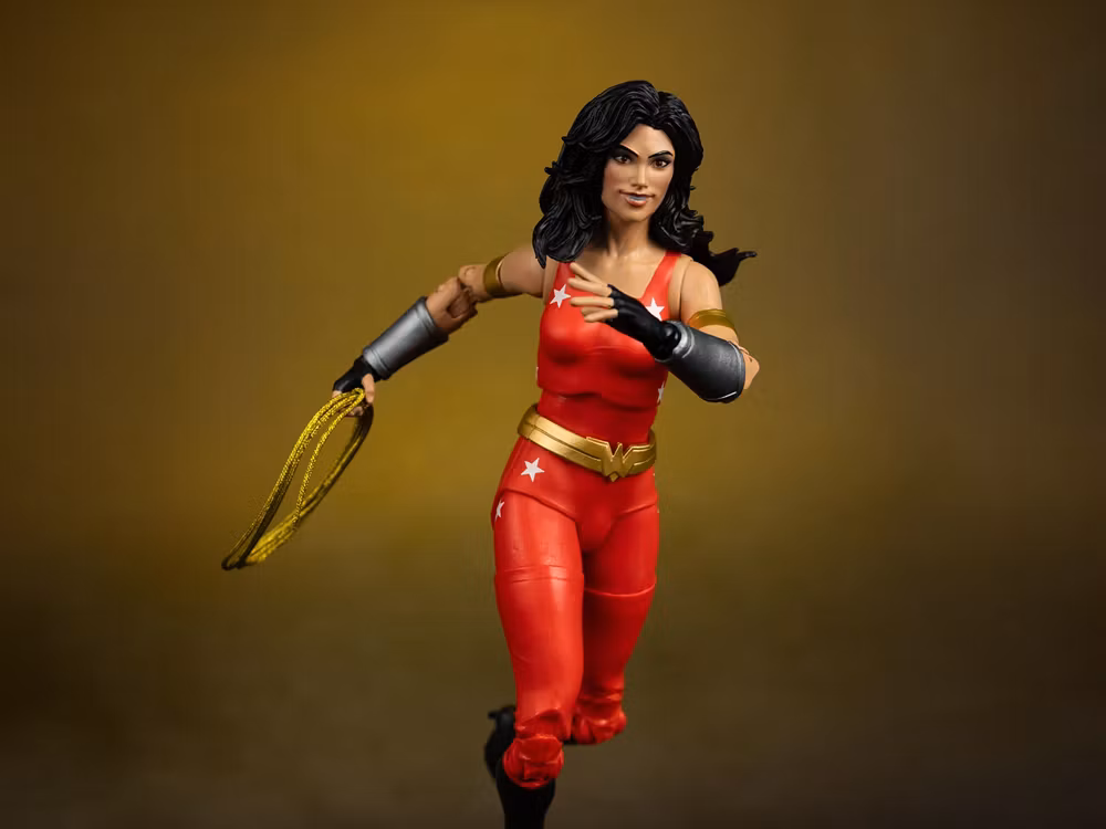 DC Classic DC Multiverse Collector Edition Wonder Girl Action Figure