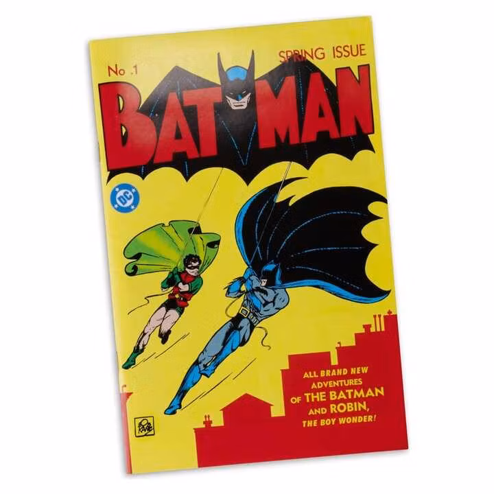 Batman #1 Page Punchers Robin Dick Grayson (Red Platinum Edition) 7" Action Figure with Comic