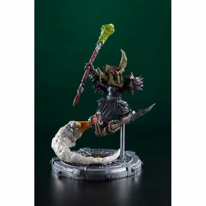 World of Warcraft Goblin 1/12 Scale Figure
