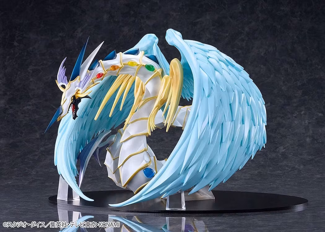 Yu-Gi-Oh! Duel Monsters GX Rainbow Dragon Figure