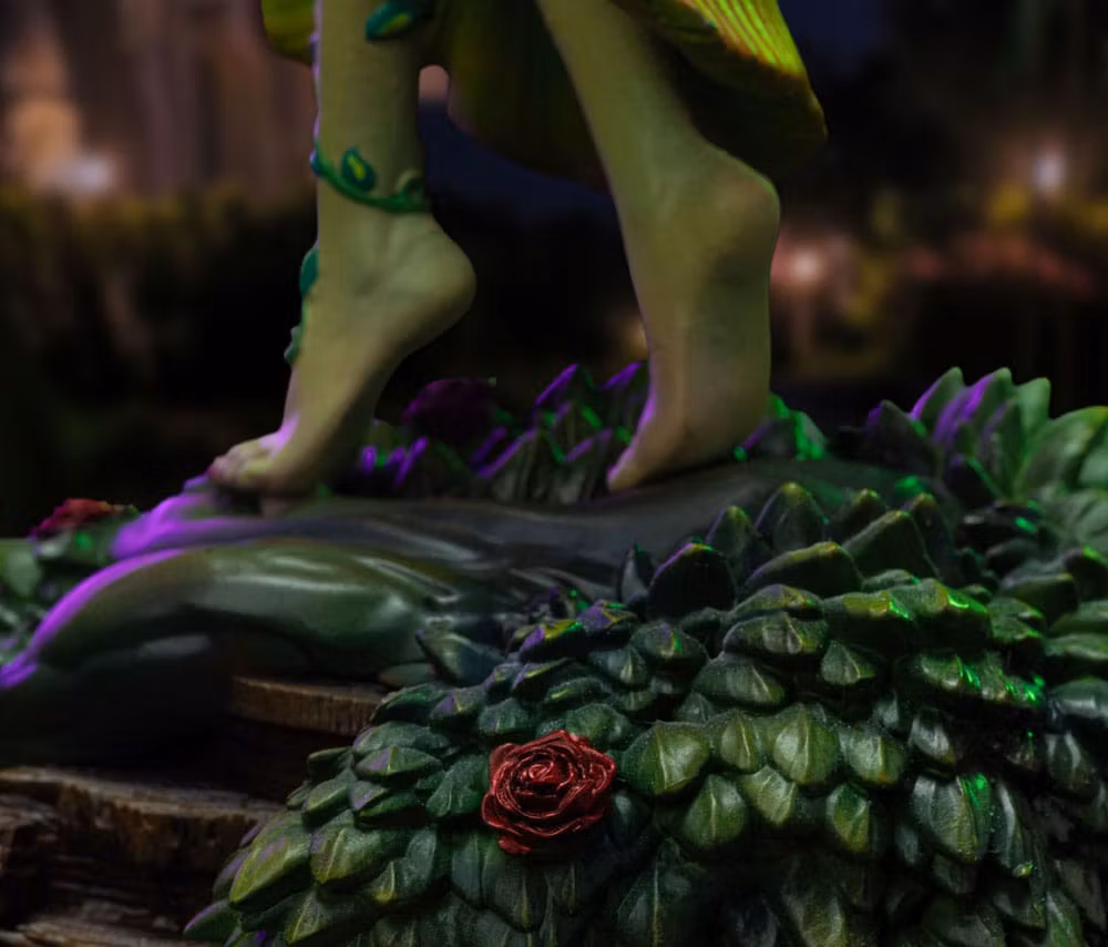DC Comics Poison Ivy 1/10 Deluxe Art Scale Limited Edition Statue