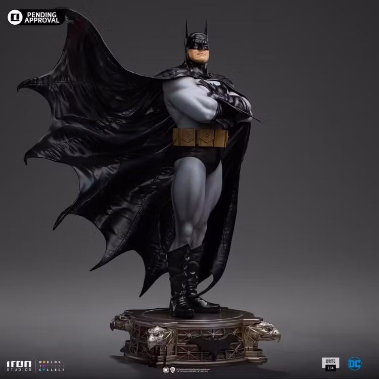 DC Comics Legacy Replica Batman DC Trinity 1/4 Scale Limited Edition Statue
