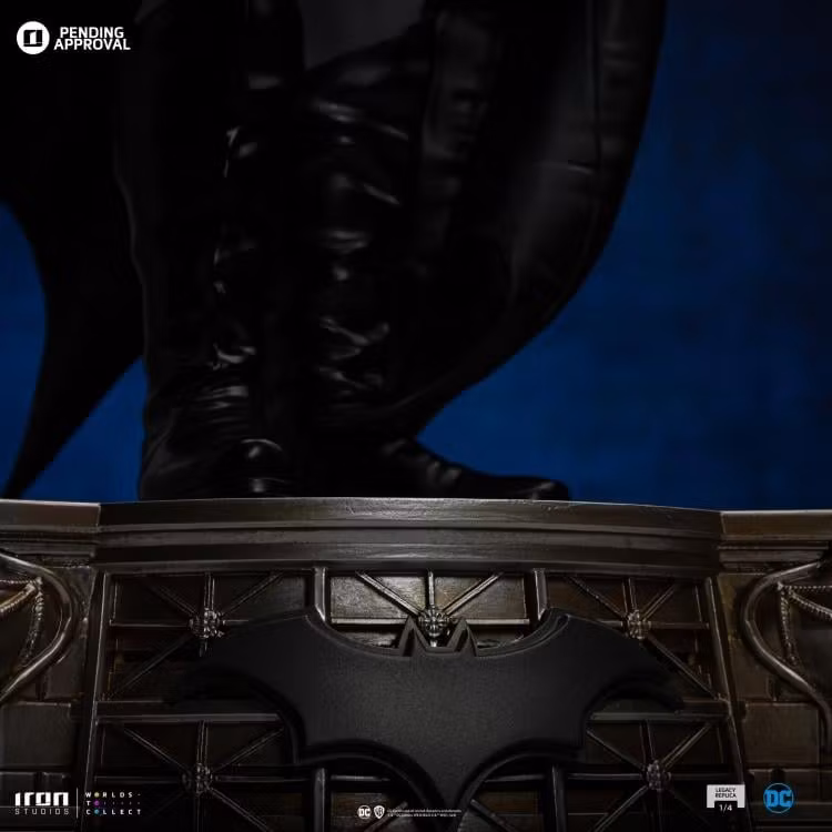 DC Comics Legacy Replica Batman DC Trinity 1/4 Scale Limited Edition Statue