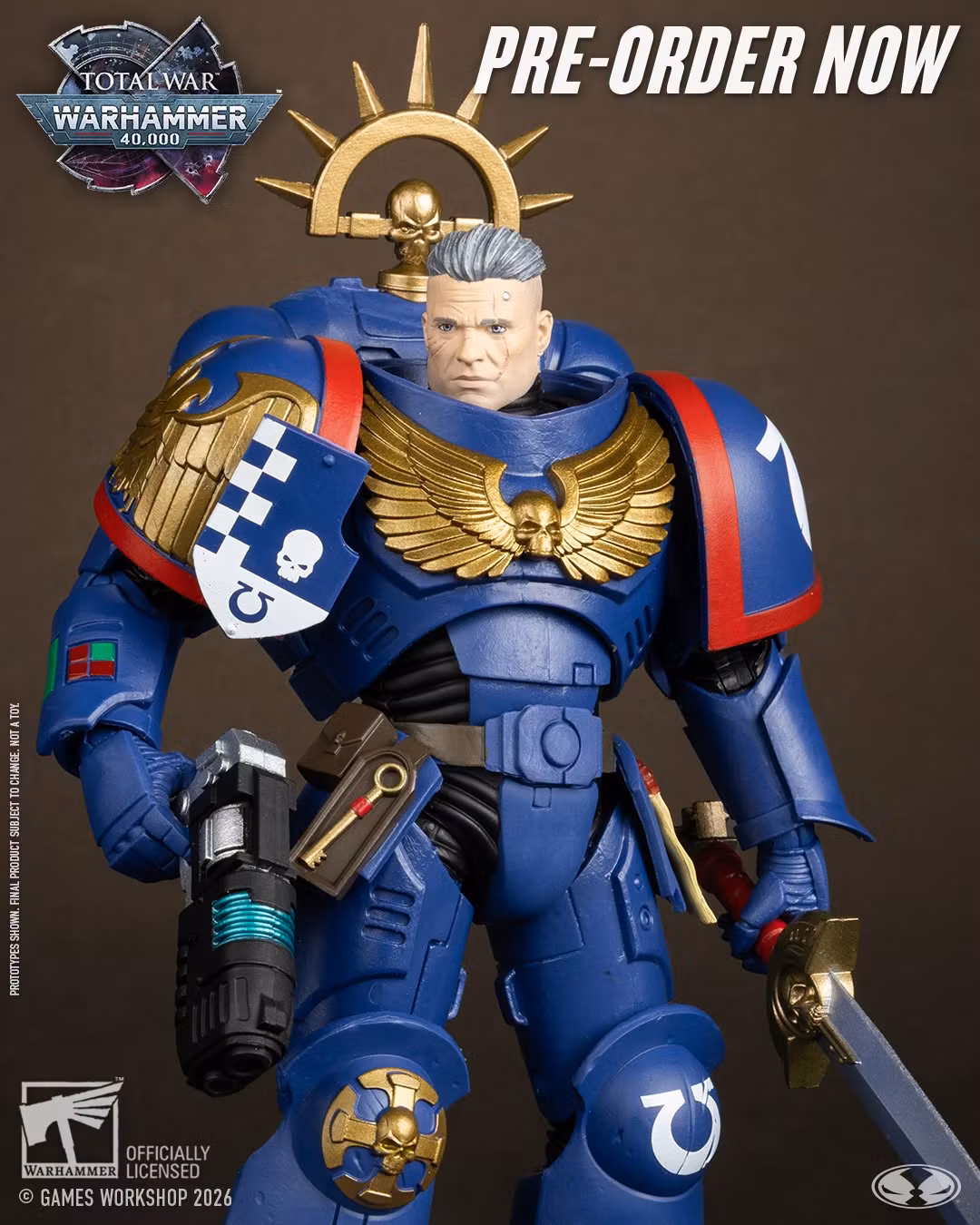 Total War: Warhammer 40,000 Ultramarines 3rd Company Lieutenant Action Figure