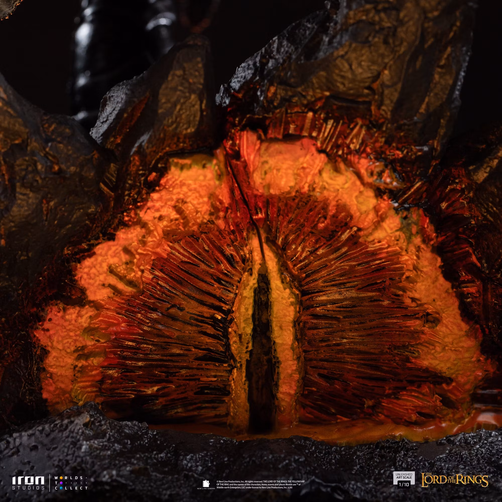 The Lord of the Rings Sauron Unleashed 1/10 Art Scale Statue