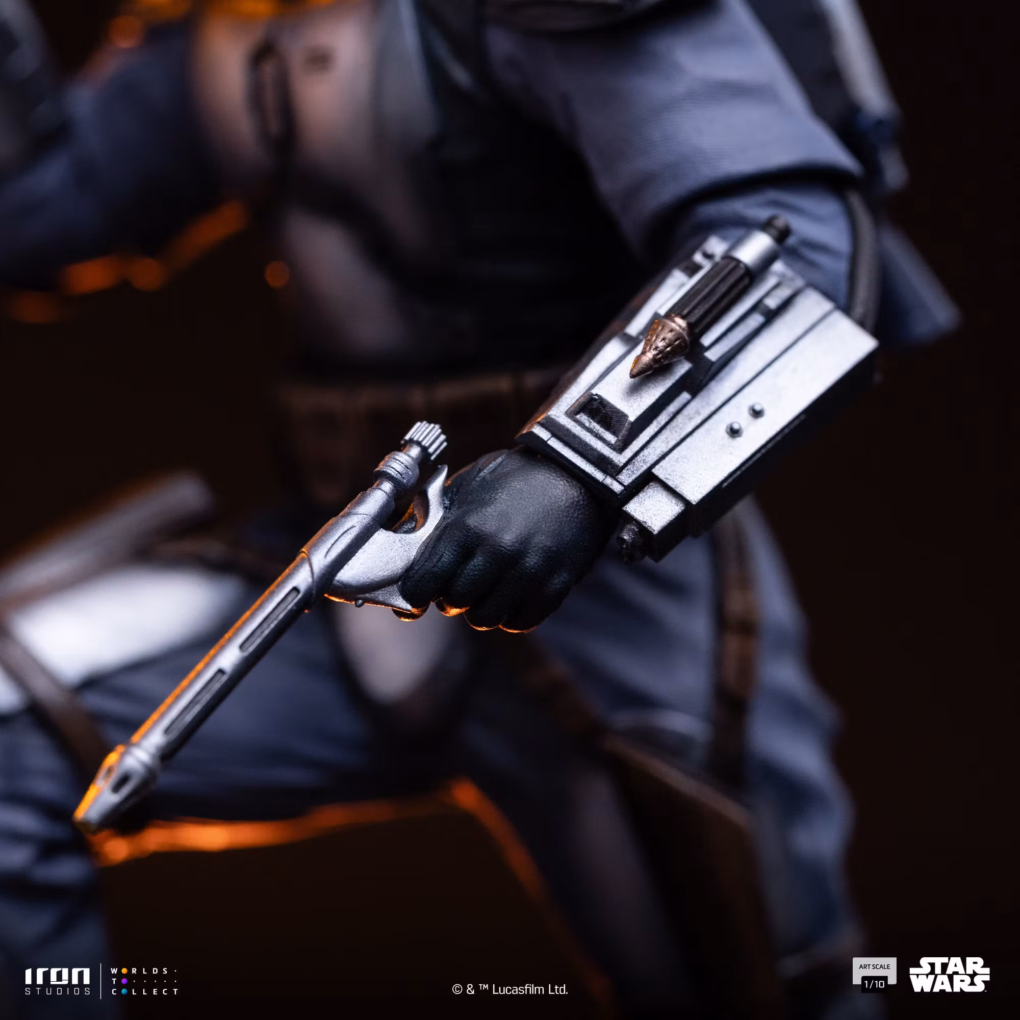 Star Wars: Attack of the Clones Jango Fett 1/10 Art Scale Statue