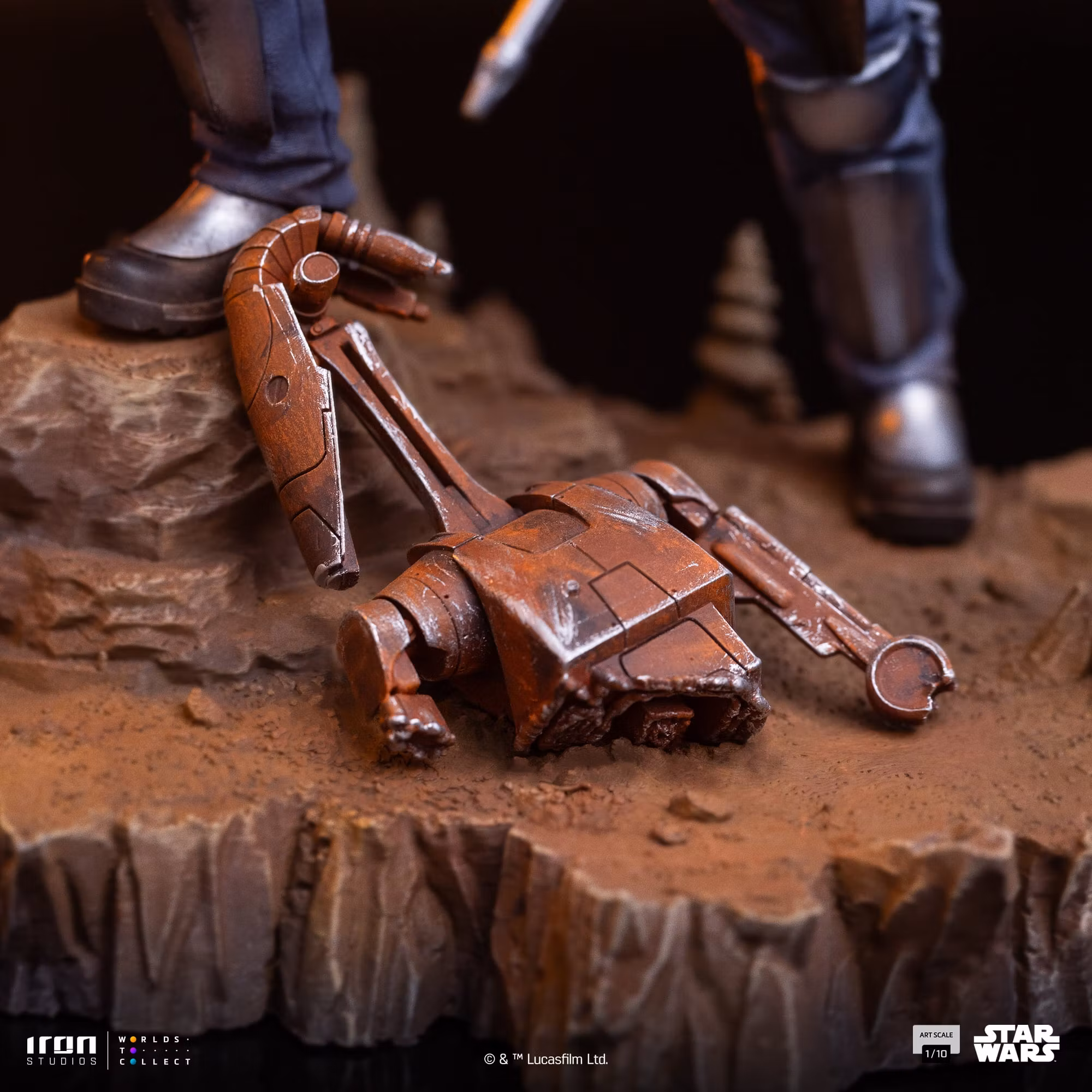 Star Wars: Attack of the Clones Jango Fett 1/10 Art Scale Statue