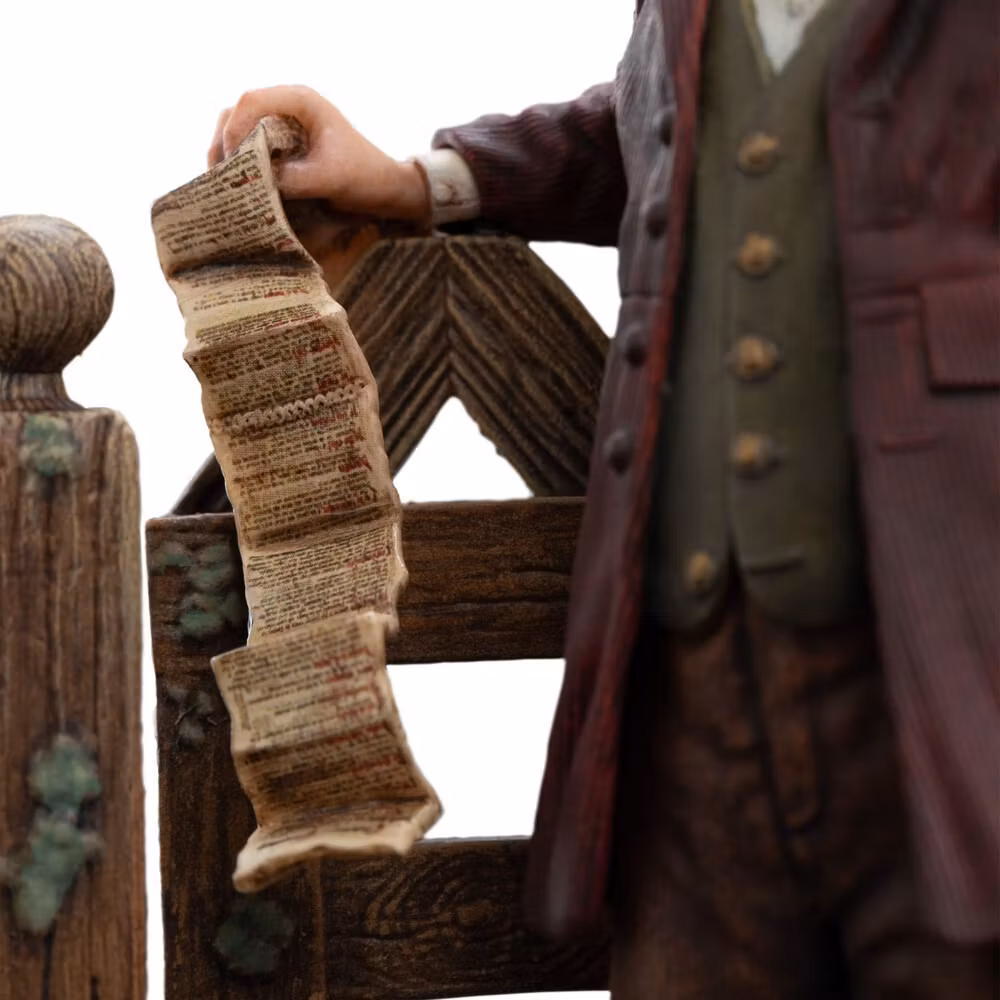 The Hobbit Bilbo Baggins Miniature Statue