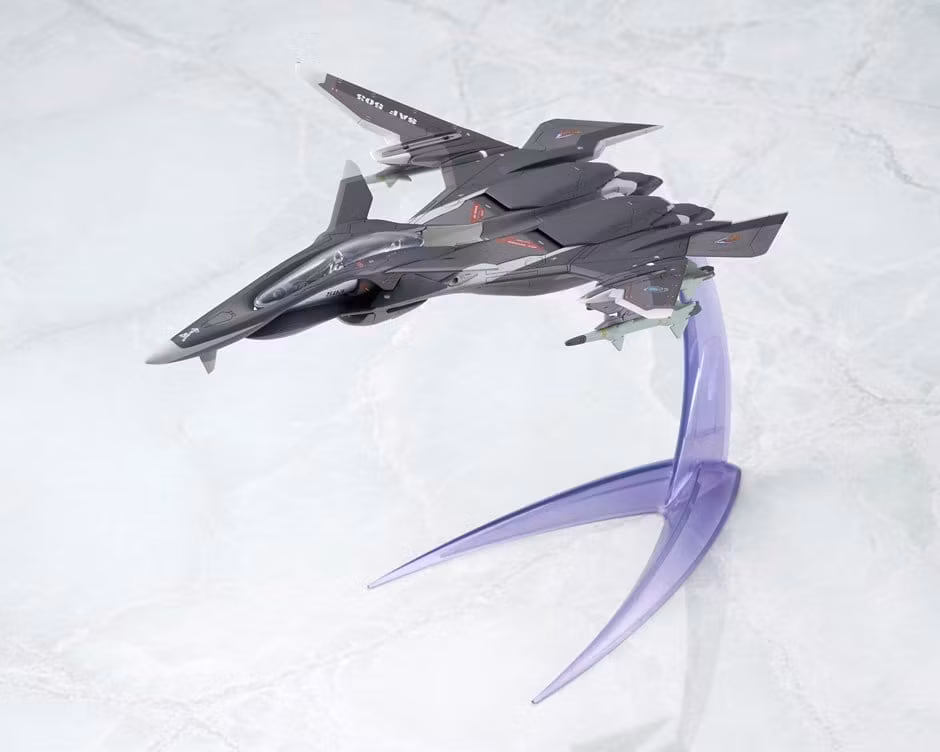 Yukikaze Fairy Air Force Tactical Reconnaissance Model Kit 1/100 FFR-41MR Mave Yukikaze Renewal Ver.