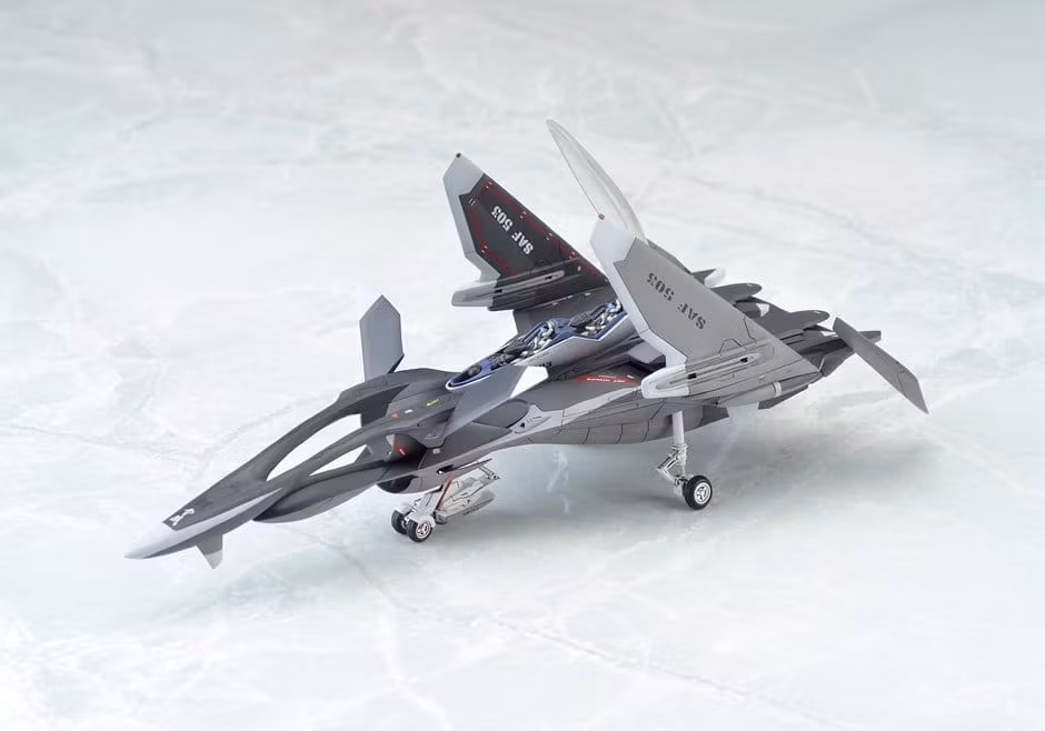 Yukikaze Fairy Air Force Tactical Reconnaissance Model Kit 1/100 FFR-41MR Mave Yukikaze Renewal Ver.