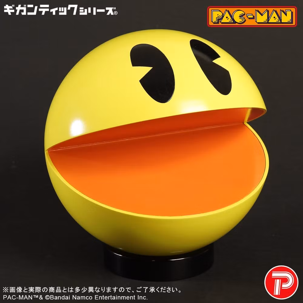 Pac-Man Gigantic Series Pac-Man Figure