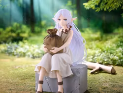 Frieren: Beyond Journey's End Desktop Cute Frieren (In Training Ver.) Figure