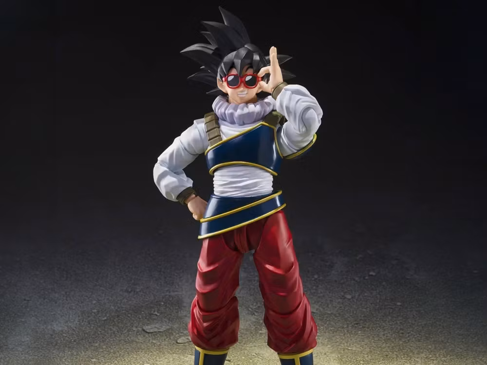 Dragon Ball Z S.H.Figuarts Goku (Return to Earth) Exclusive Action Figure
