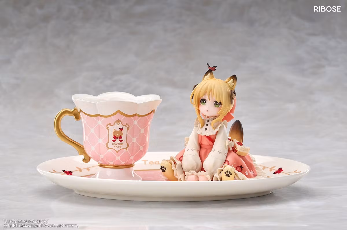 Decorated Life Collection Tea Time Cats Orange Cat Figure