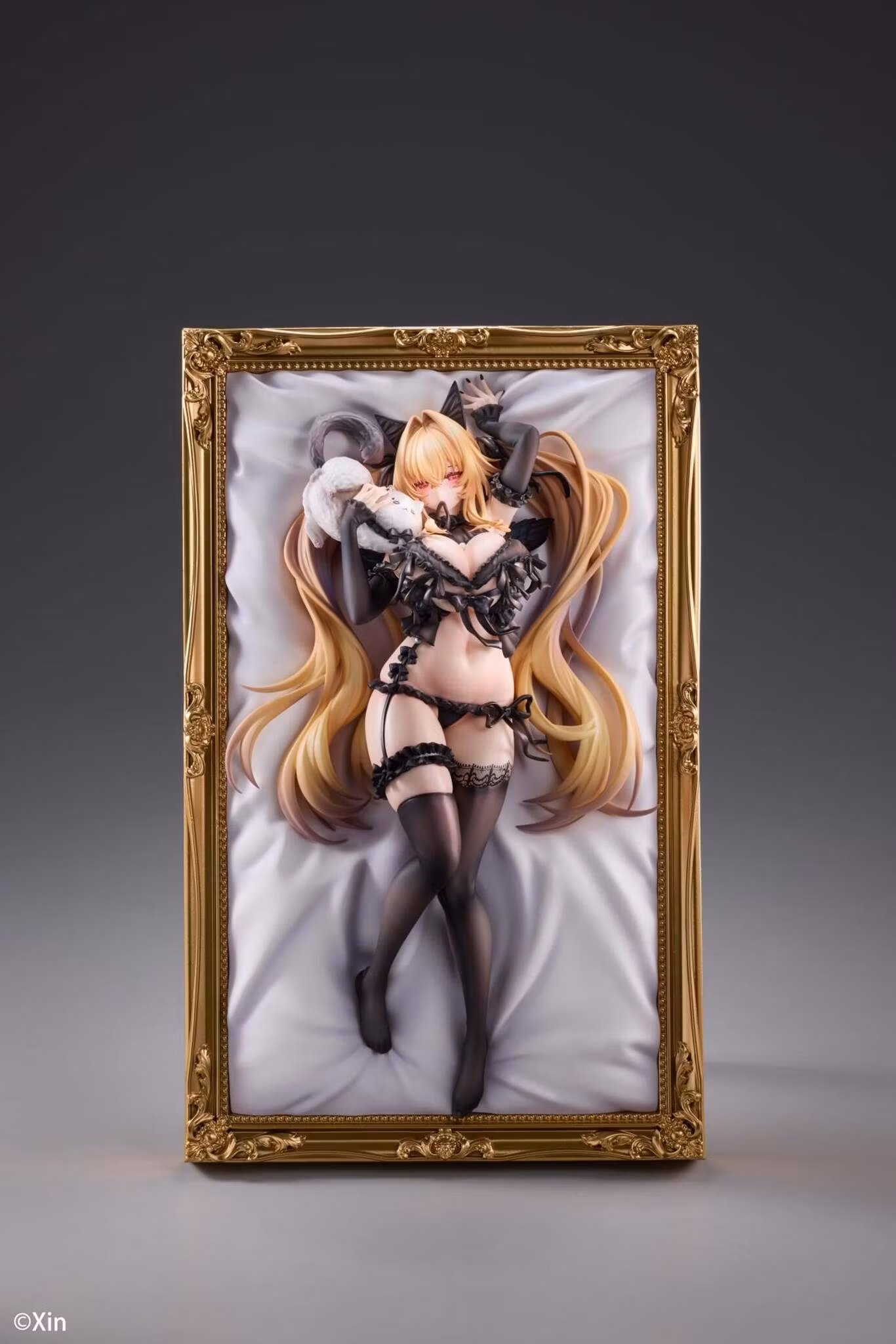 Stella (Black Cat Deluxe Ver.) 1/7 Scale Figure