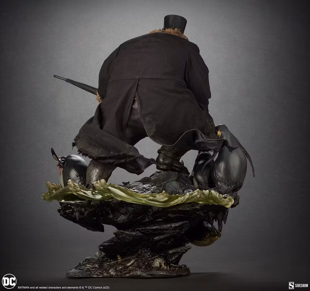 DC Comics Premium Format The Penguin Statue