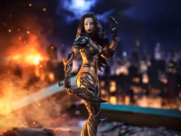 Witchblade McFarlane Elite Edition Sara Pezzini (Image Comics Founders Series) Deluxe Action Figure