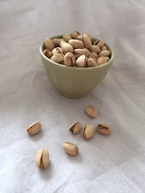 Ekologiska bambuskålar i gröna & gula nyanser (4-pack) från NORDAL