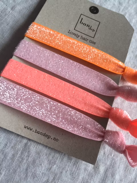 Hårsnoddar / armband från norska Bon dep - förpackning nr 9
