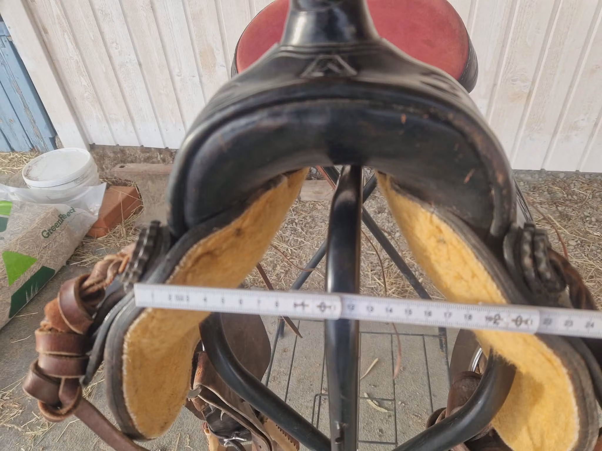 Kopia Deuber &Partner westernsadel  QH, 16 tum