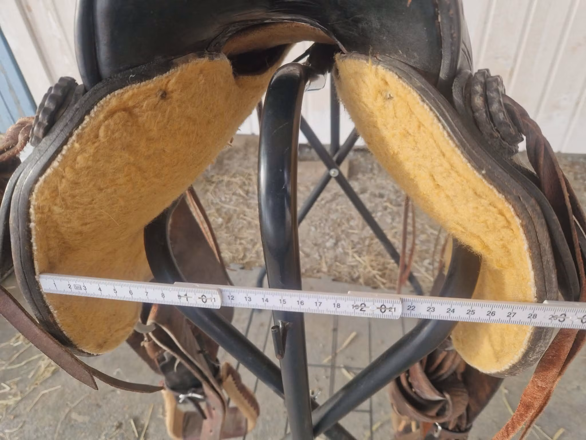 Kopia Deuber &Partner westernsadel  QH, 16 tum