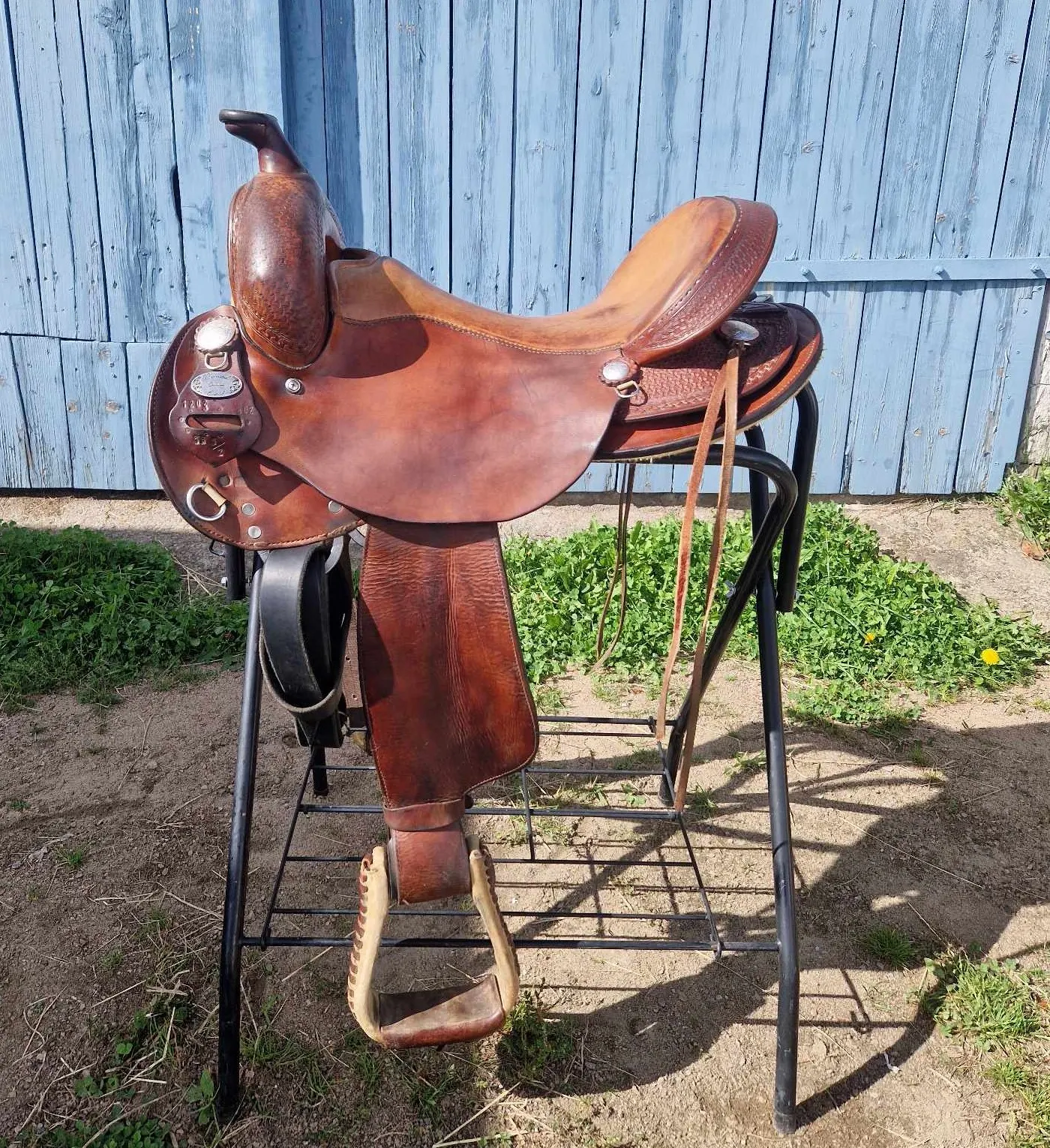 Nomad westernsadel med bredd Q bom och 16,5 tum - WHS shop
