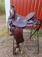 The American westernsadel SQ 15,5 tum