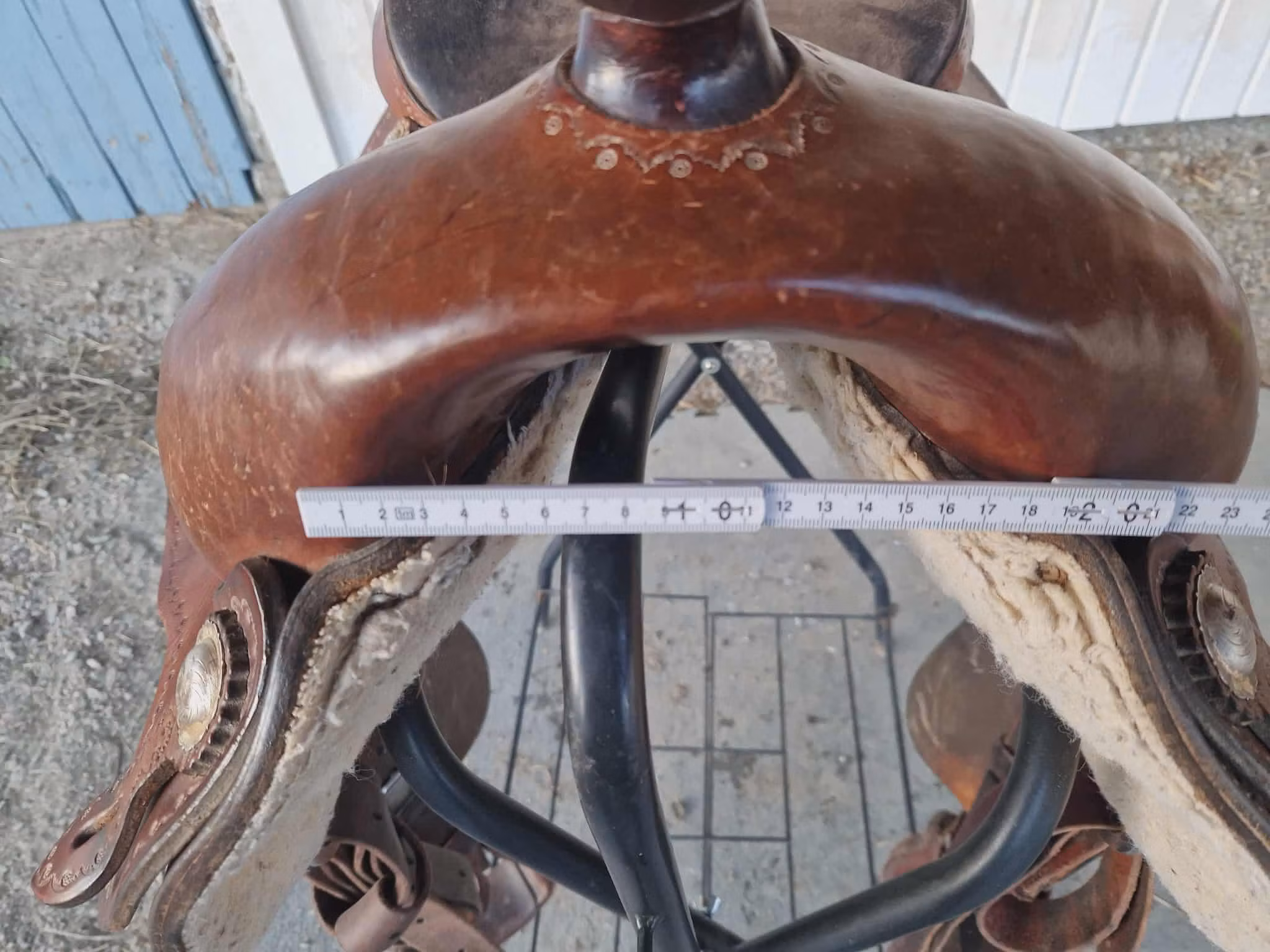 Continental 144 XFQ westernsadel 16 tum