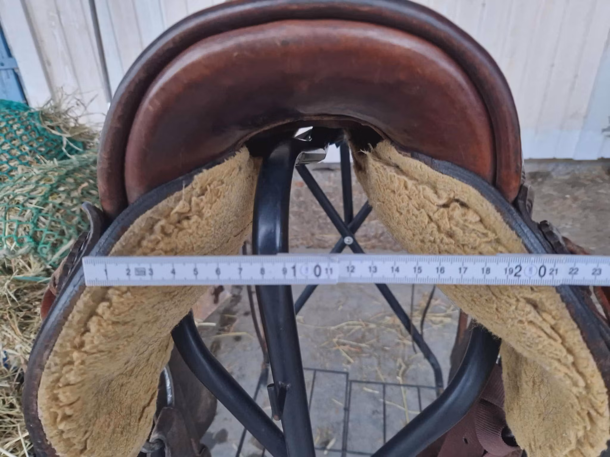 Deuber & Partner "Apache" trailsadel FQ (03) 16 tum