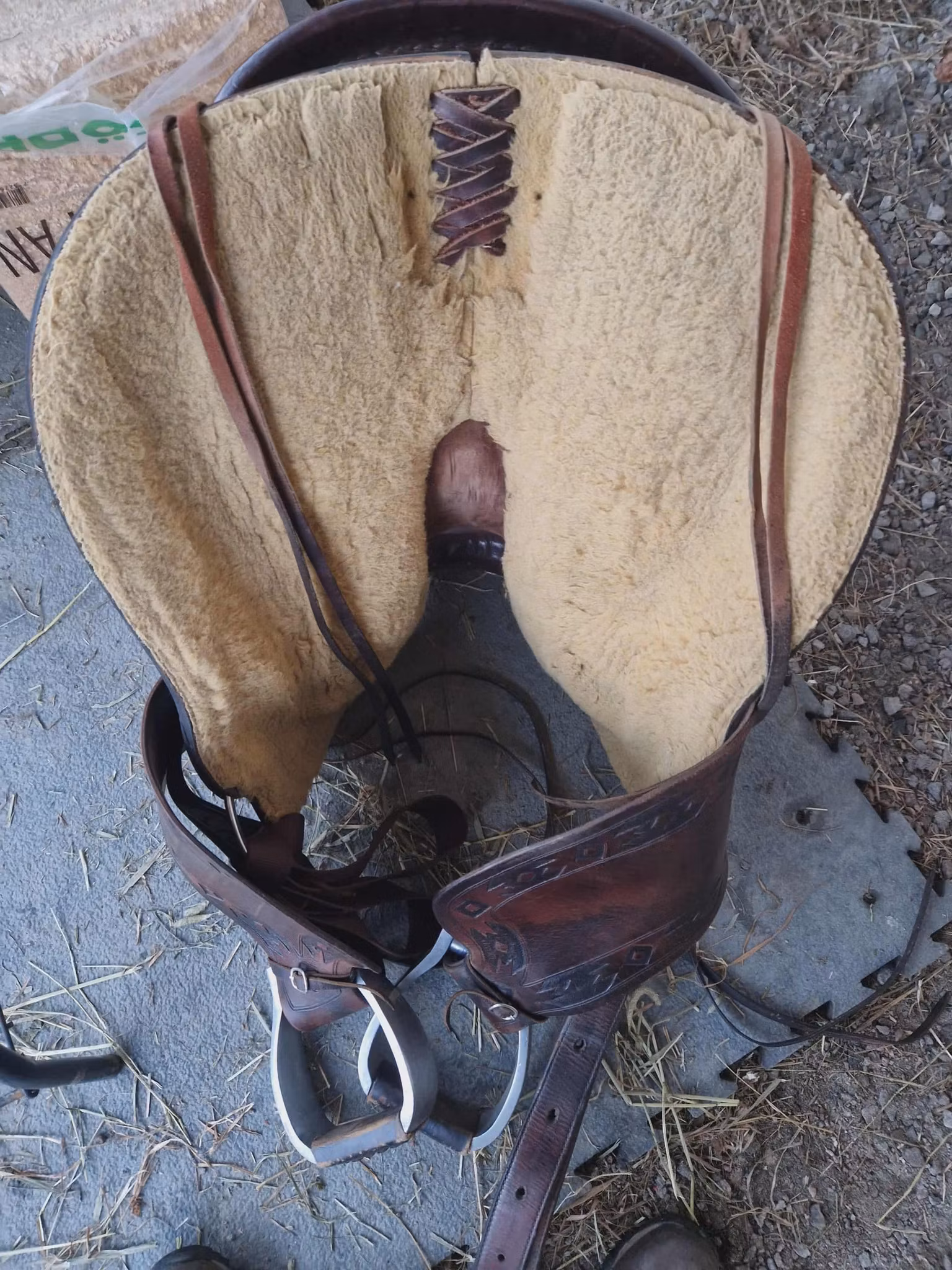 Deuber & Partner "Apache" trailsadel FQ (03) 16 tum