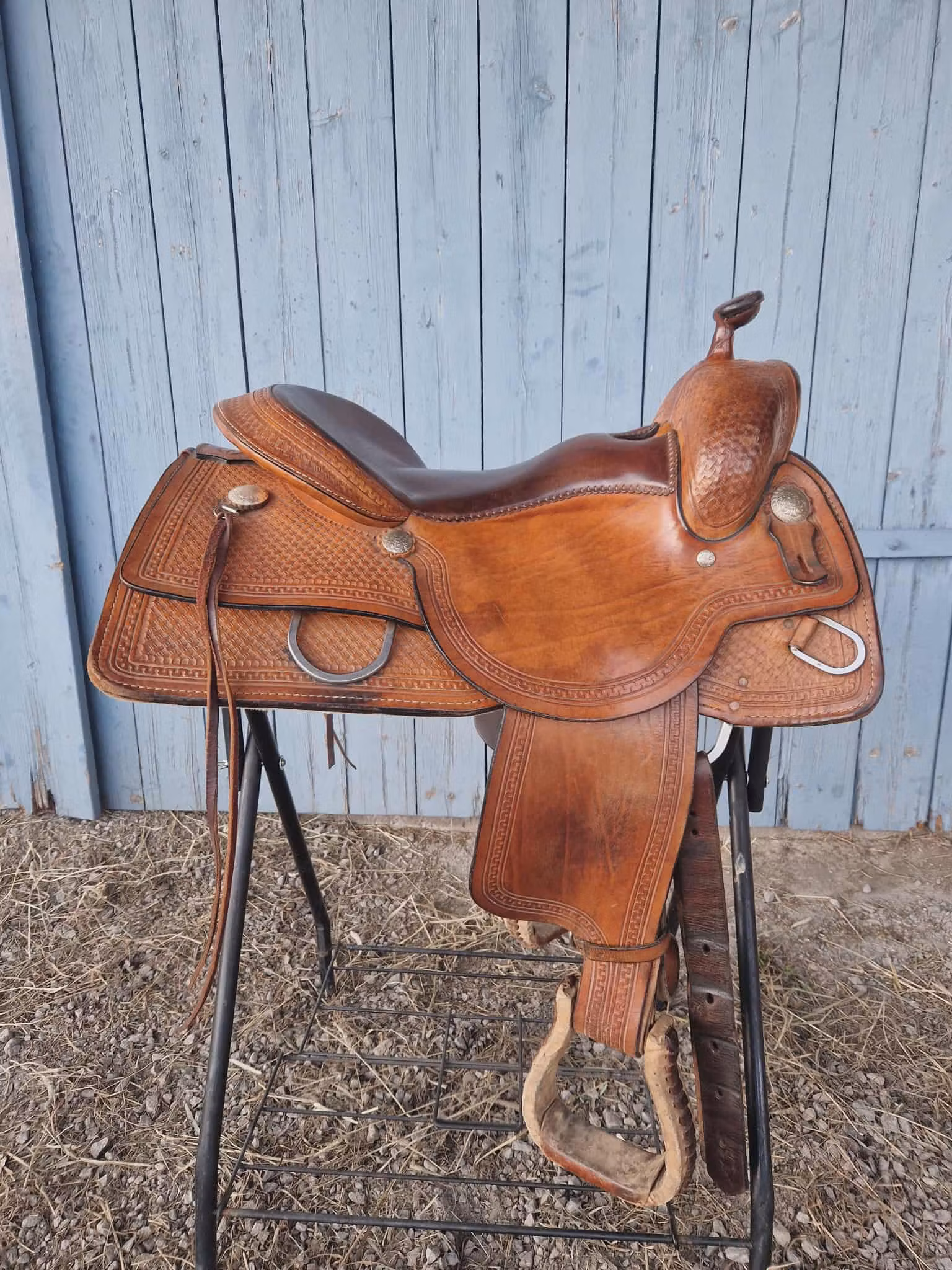 Custom made Frinta westernsadel Q 16 tum