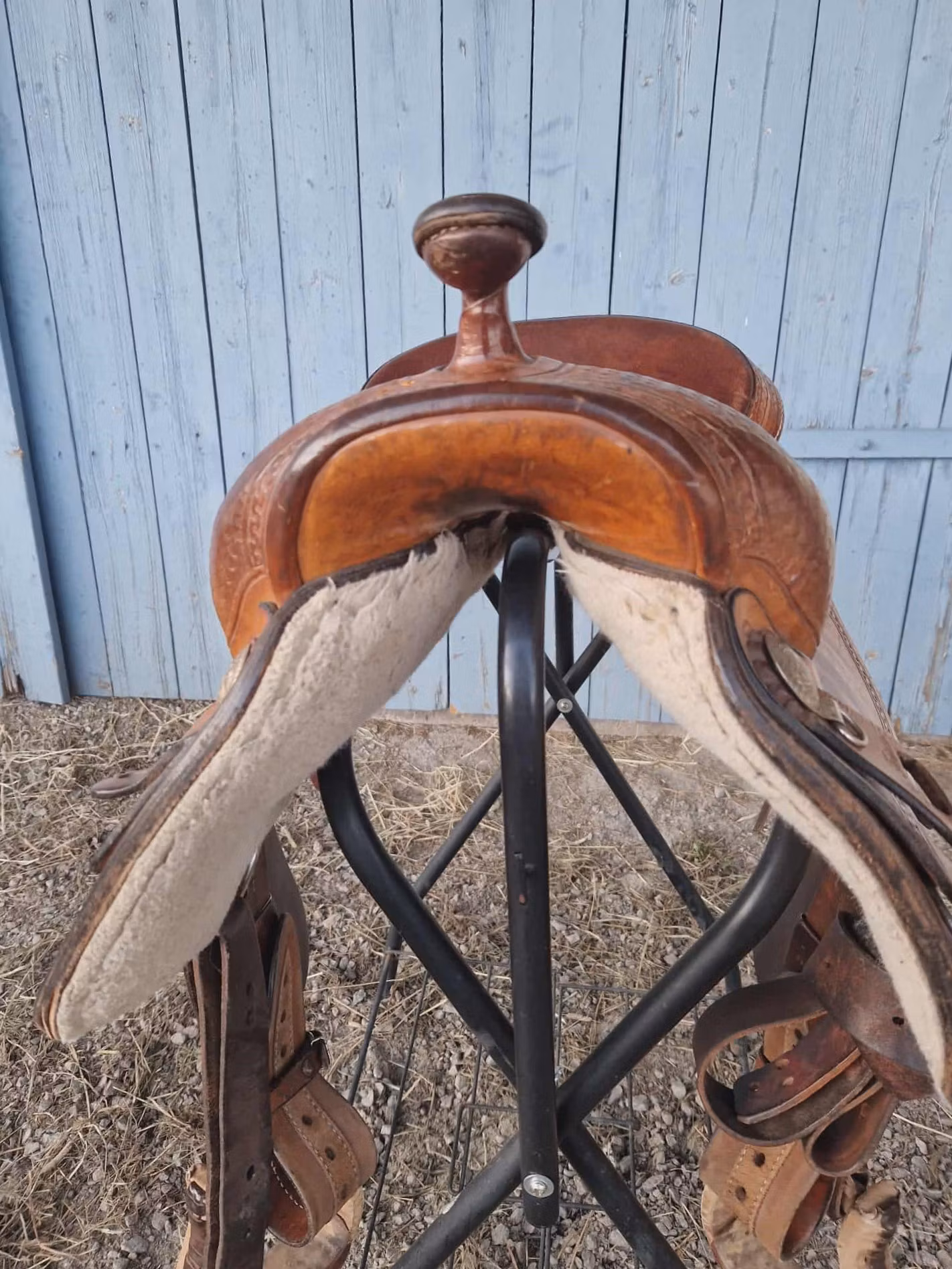 Custom made Frinta westernsadel Q 16 tum