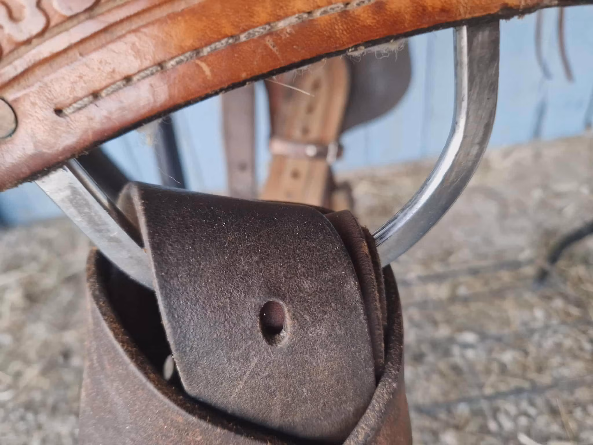 Custom made Frinta westernsadel Q 16 tum