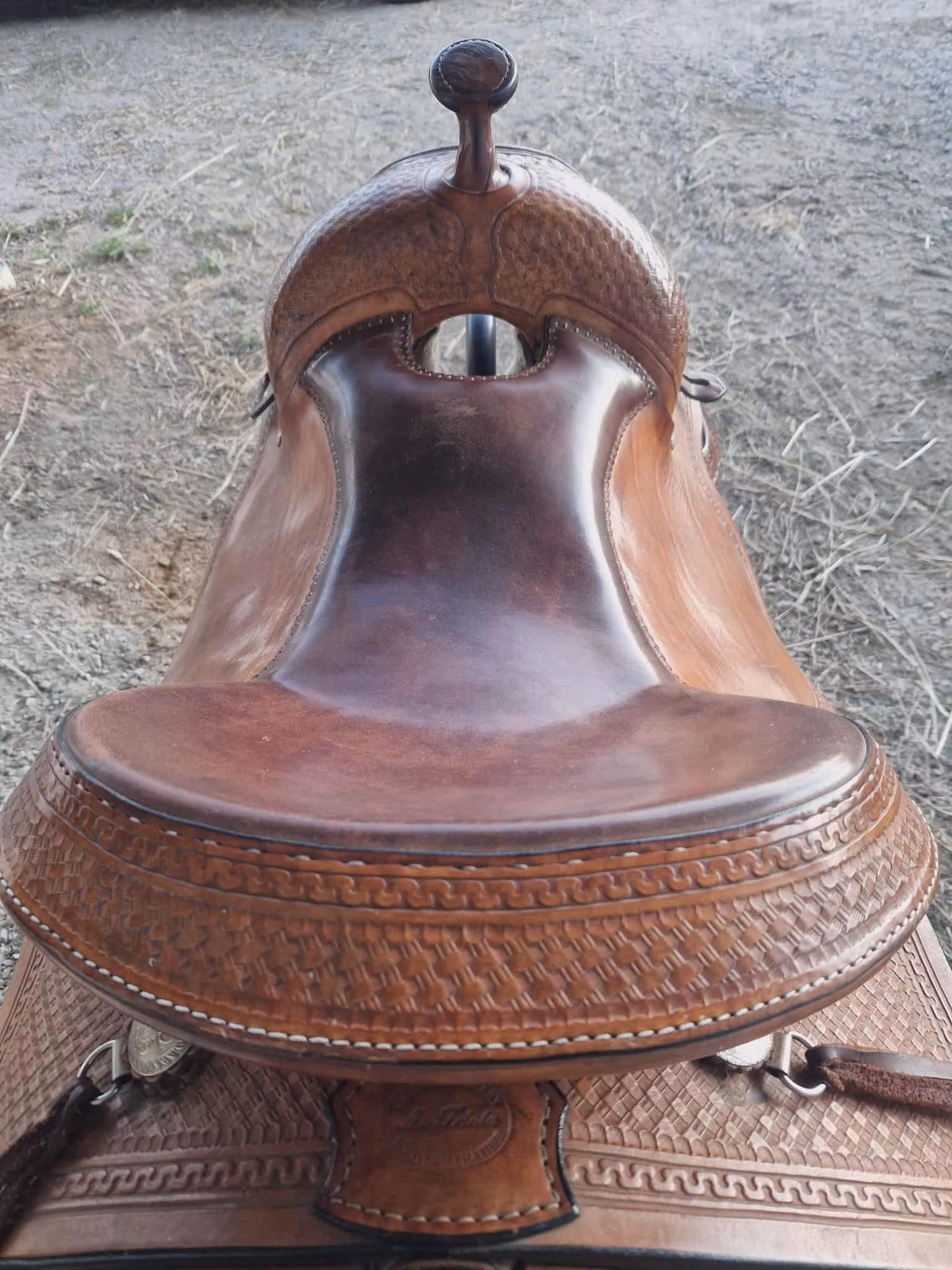 Custom made Frinta westernsadel Q 16 tum