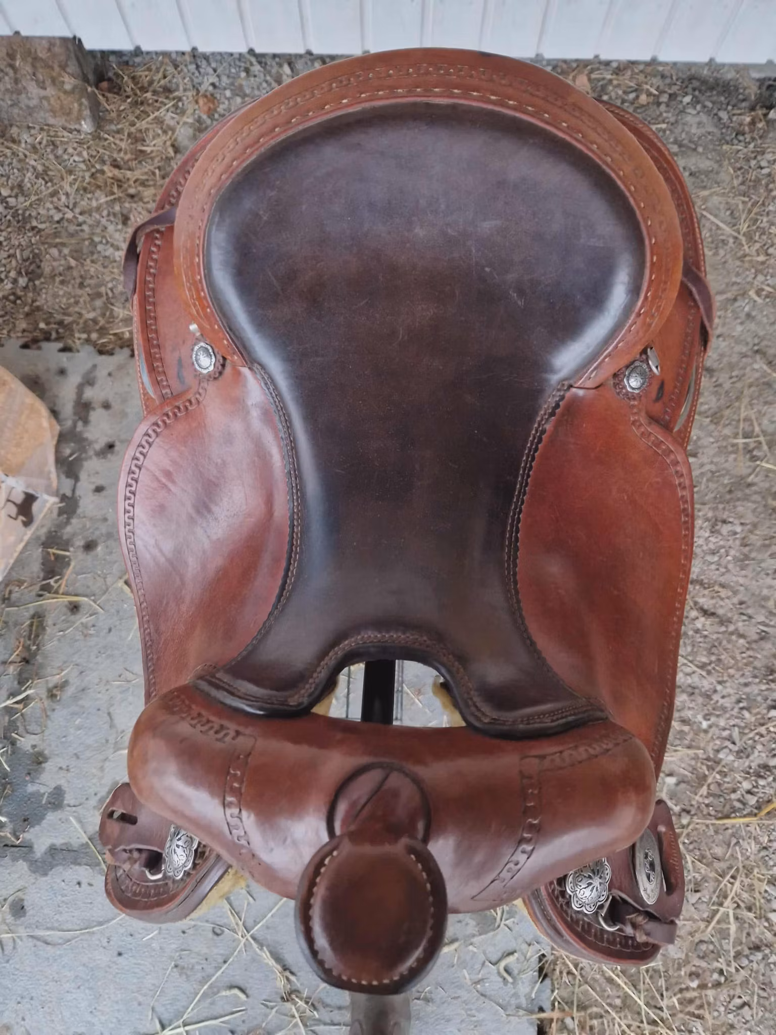 California brand westernsadel XFQ 16 tum