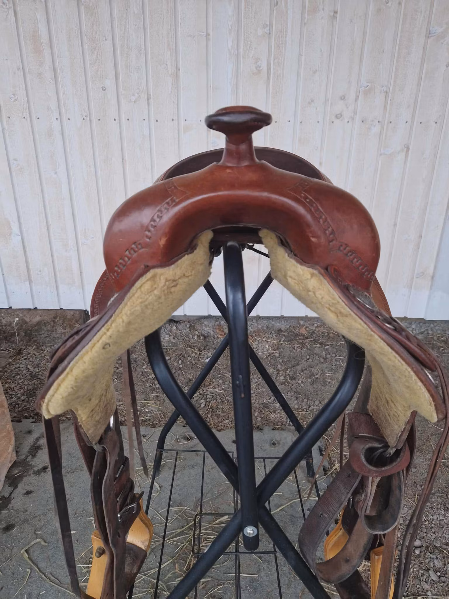 California brand westernsadel XFQ 16 tum