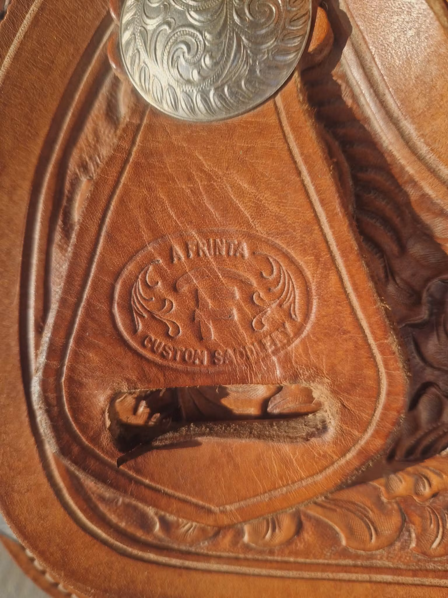 Custom made Frinta westernsadel FQ 16 tum