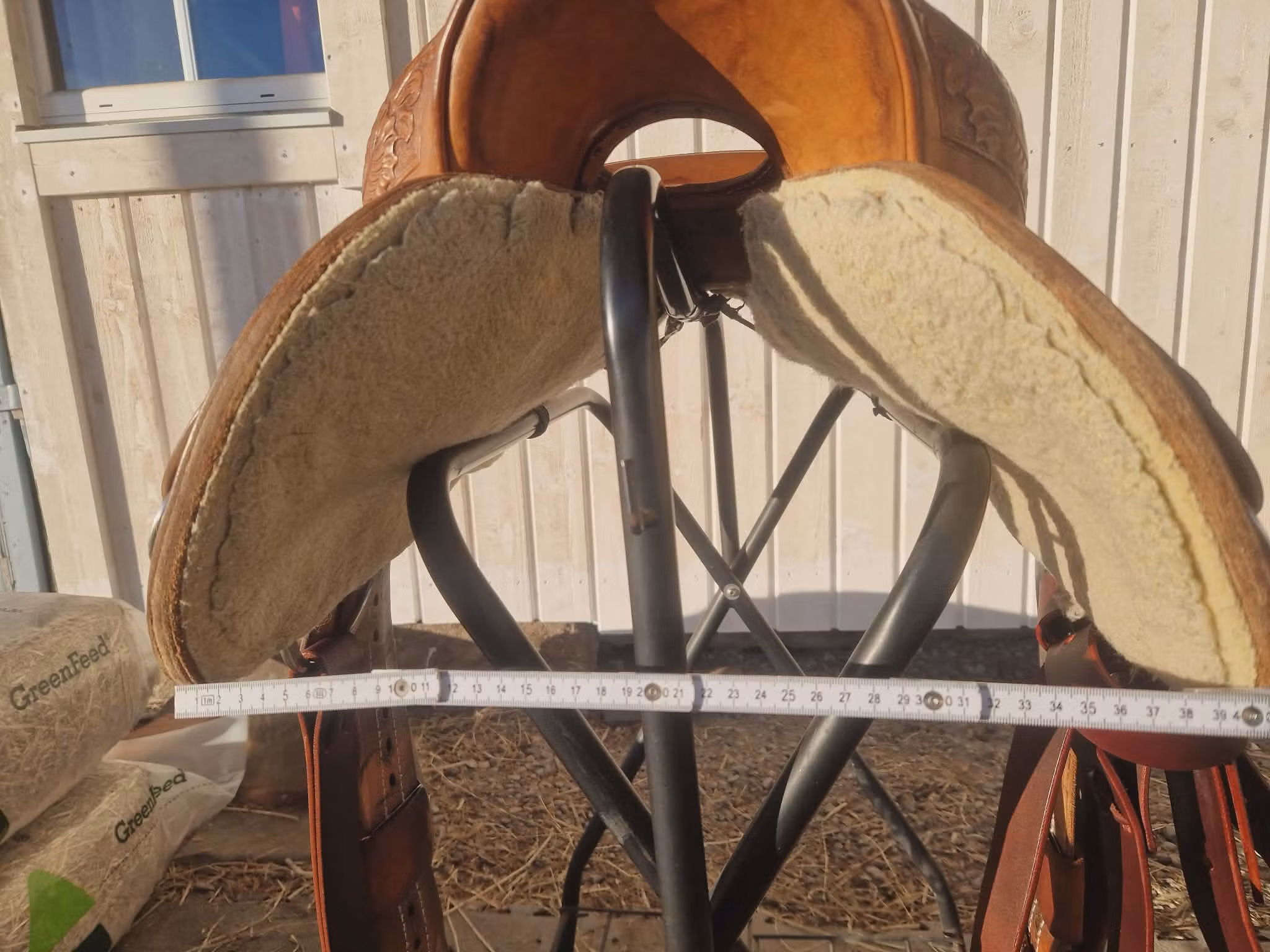 Custom made Frinta westernsadel FQ 16 tum