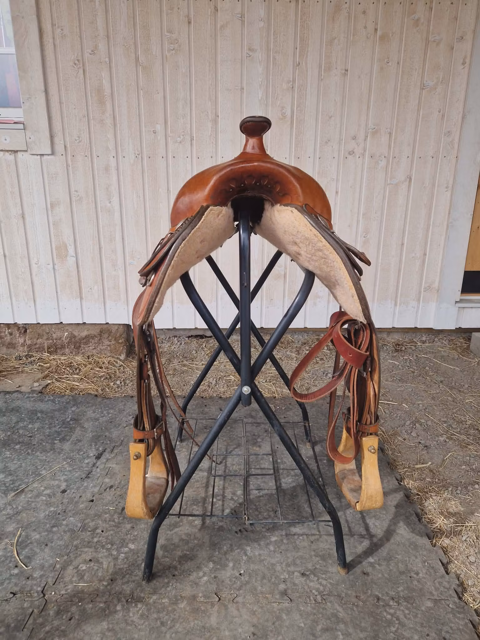 Montana 191 westernsadel FQ 16 tum