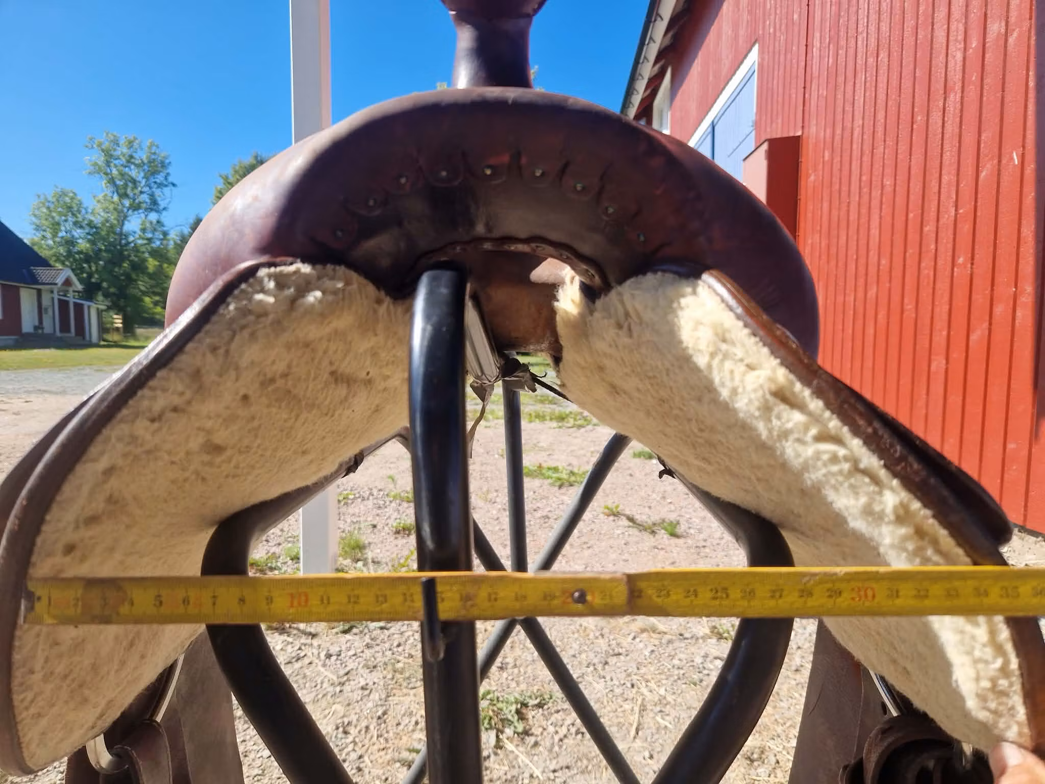 Montana 130 westernsadel XFQ 16 tum