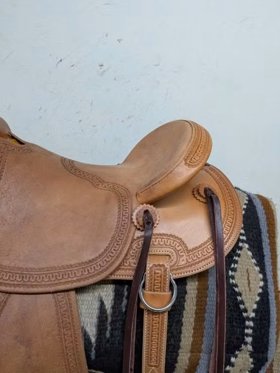 McCall Mclite western All Around sadel regular tree 15,5 tum