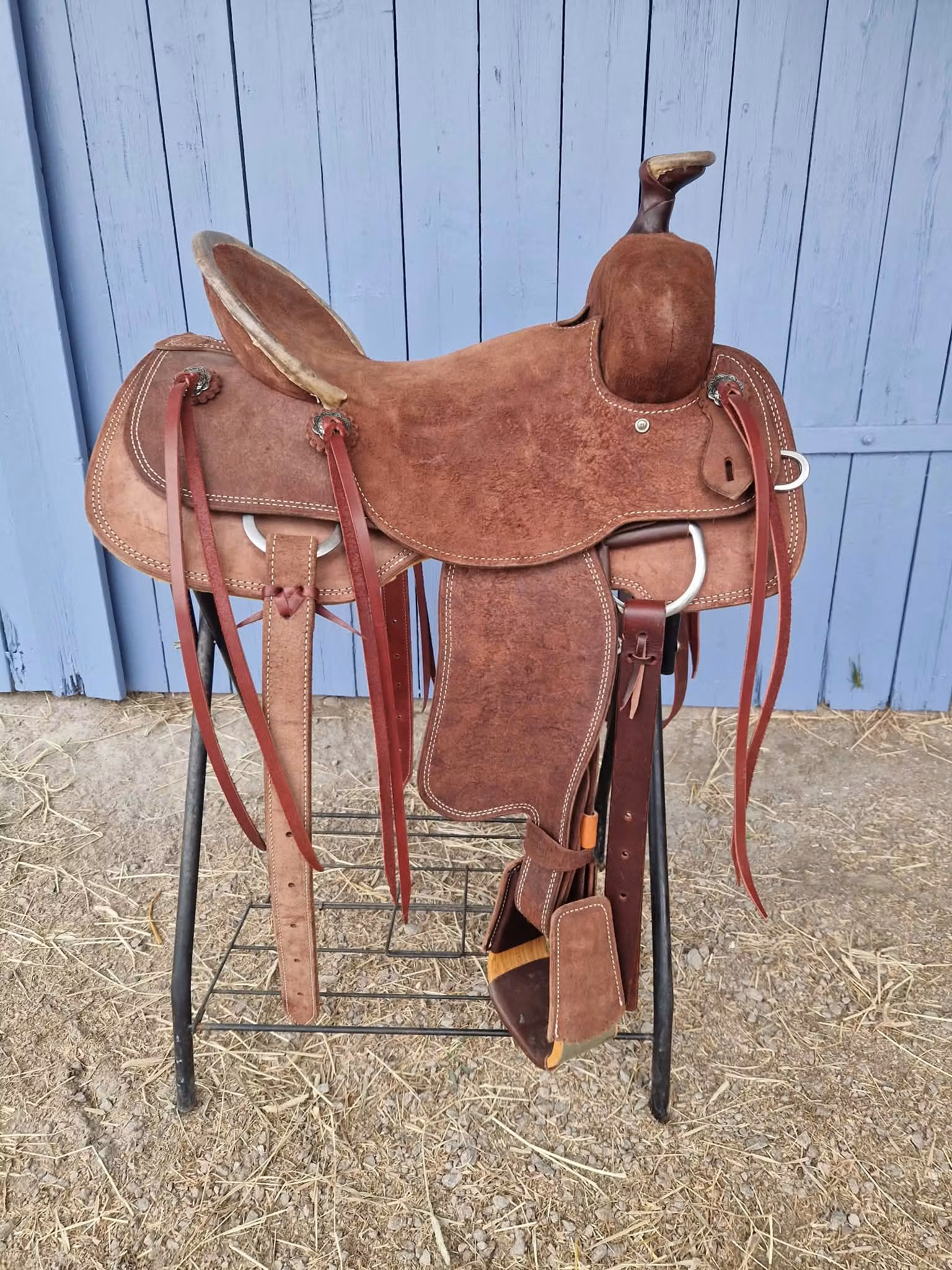 Crates 7210 Ranch-ropersadel 16 tum