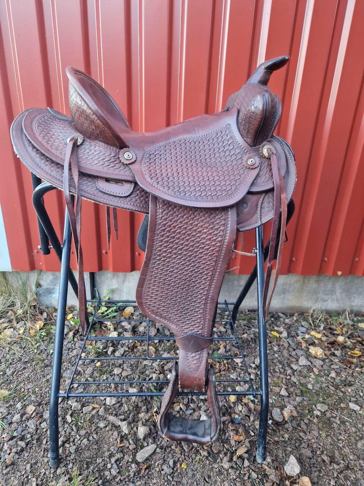 Rawhide westernsadel Semi-Quarter 15,5 tum
