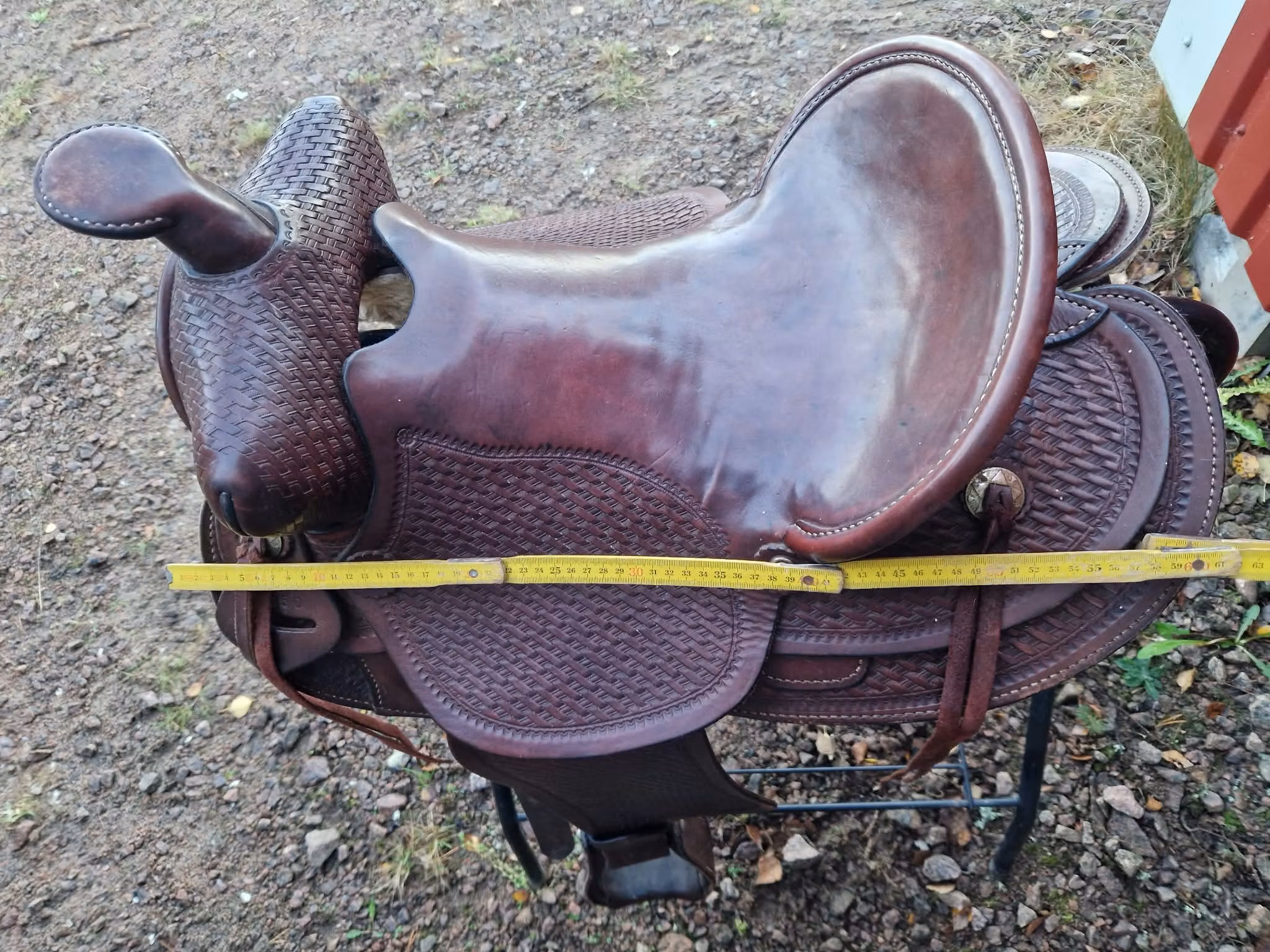 Rawhide westernsadel Semi-Quarter 15,5 tum
