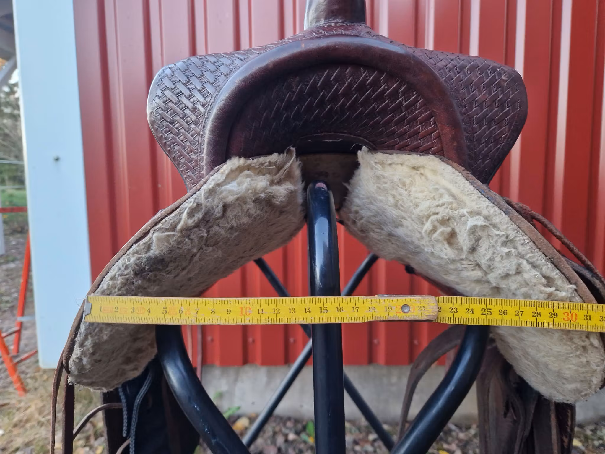 Rawhide westernsadel Semi-Quarter 15,5 tum