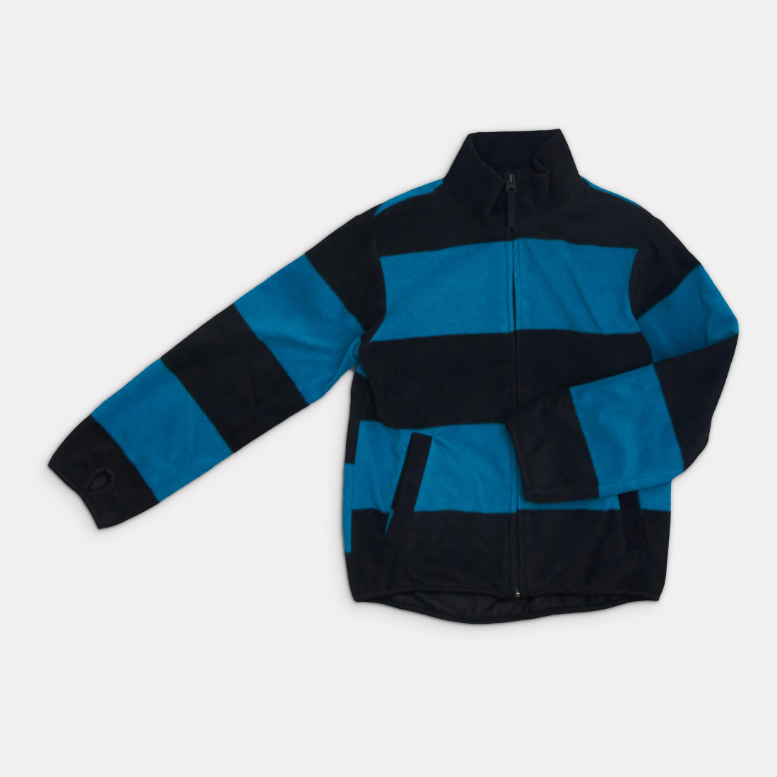 - Storlek 122/128 -
