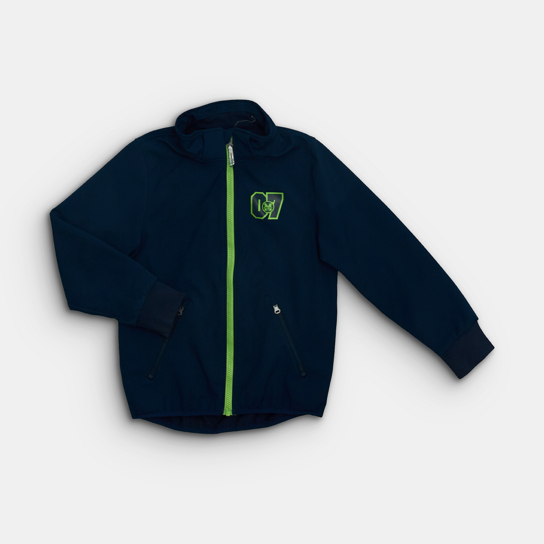 - Storlek 128 -