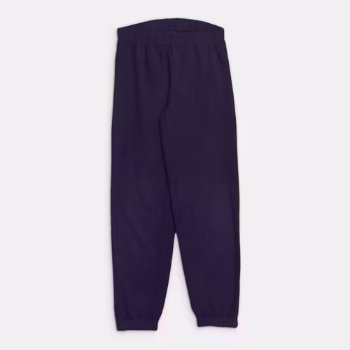 - Storlek 122/128 -